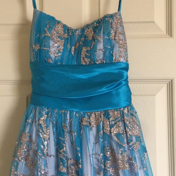 B. Darlin Blue and Silver - Picture 4 of 8